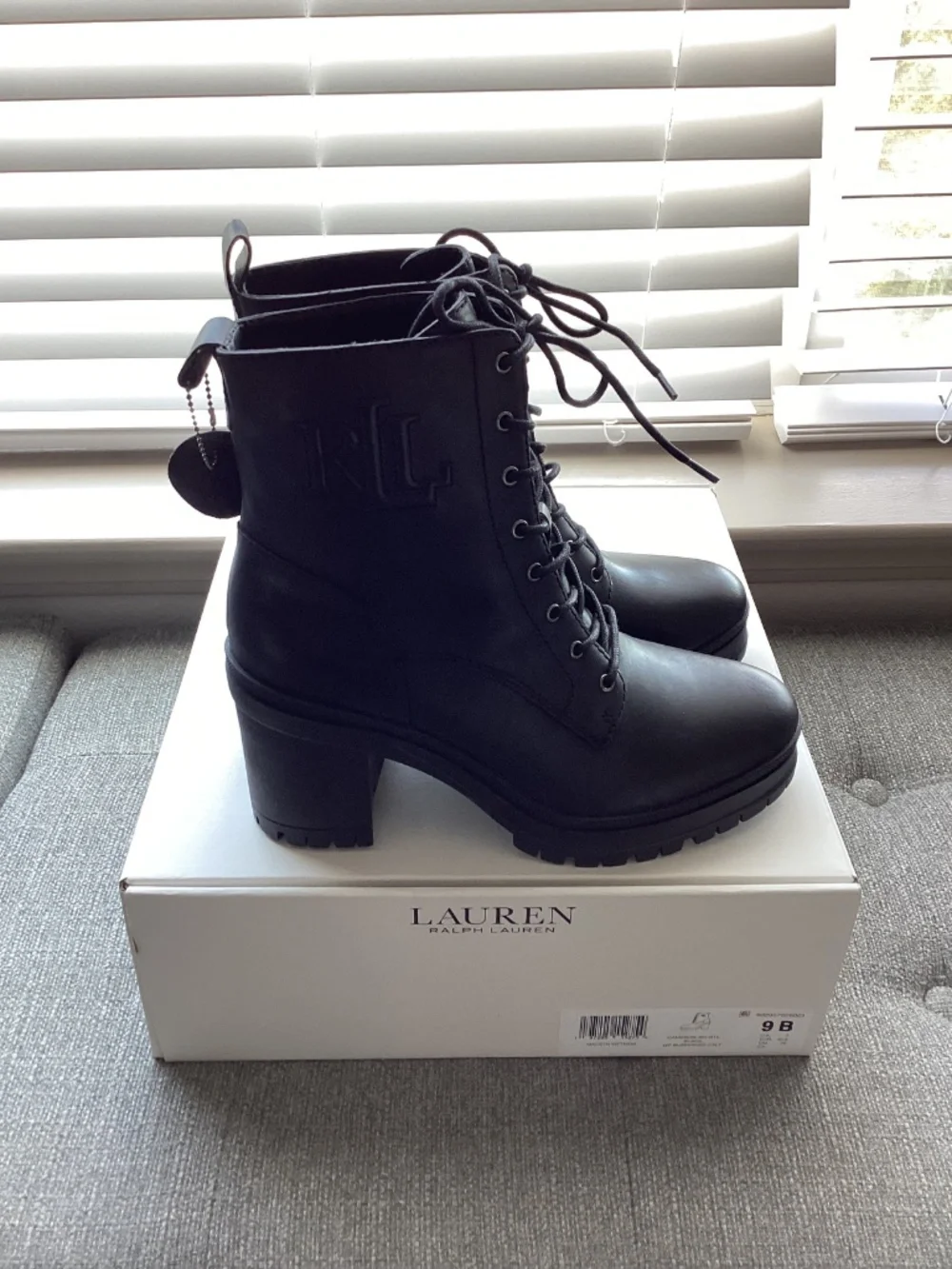 Lauren Ralph Lauren Women's Cameron Casual Booties, size 9